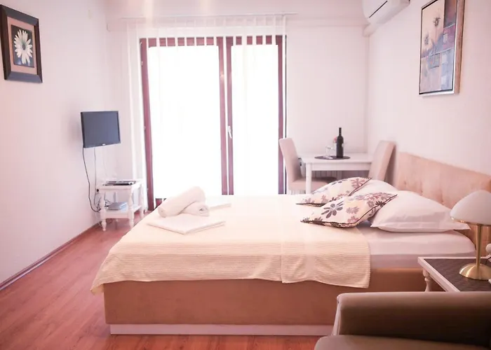 아파트 House Bilic 바스카보다