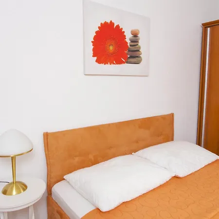 House Bilic * Baška Voda