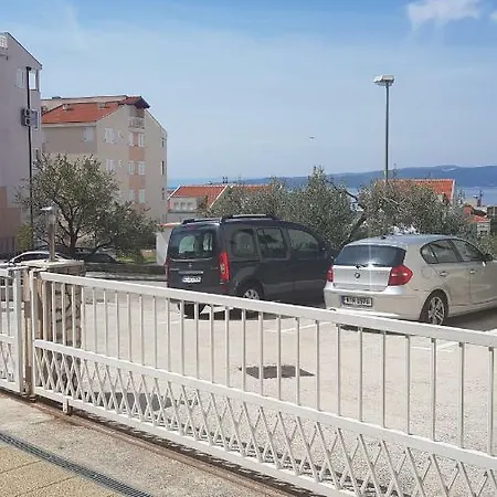 House Bilic Baska Voda