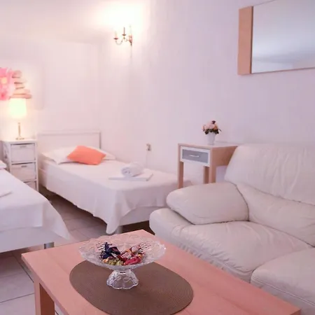 House Bilic Baska Voda