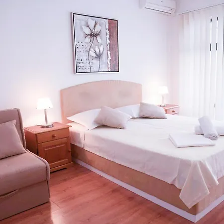House Bilic * Baška Voda