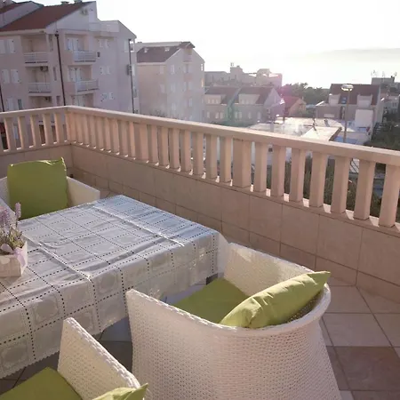 House Bilic * Baska Voda