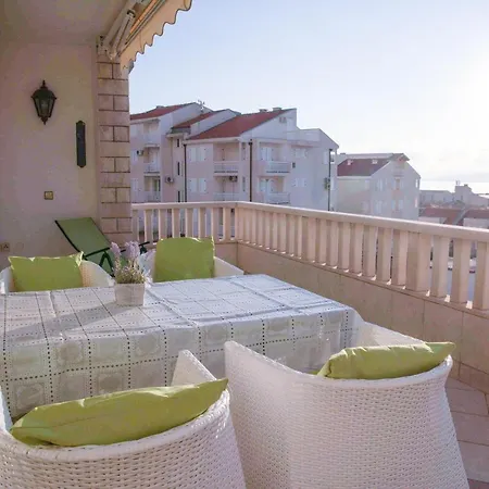 House Bilic Baska Voda
