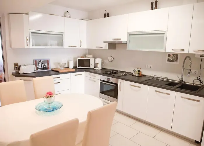 House Bilic Apartament *